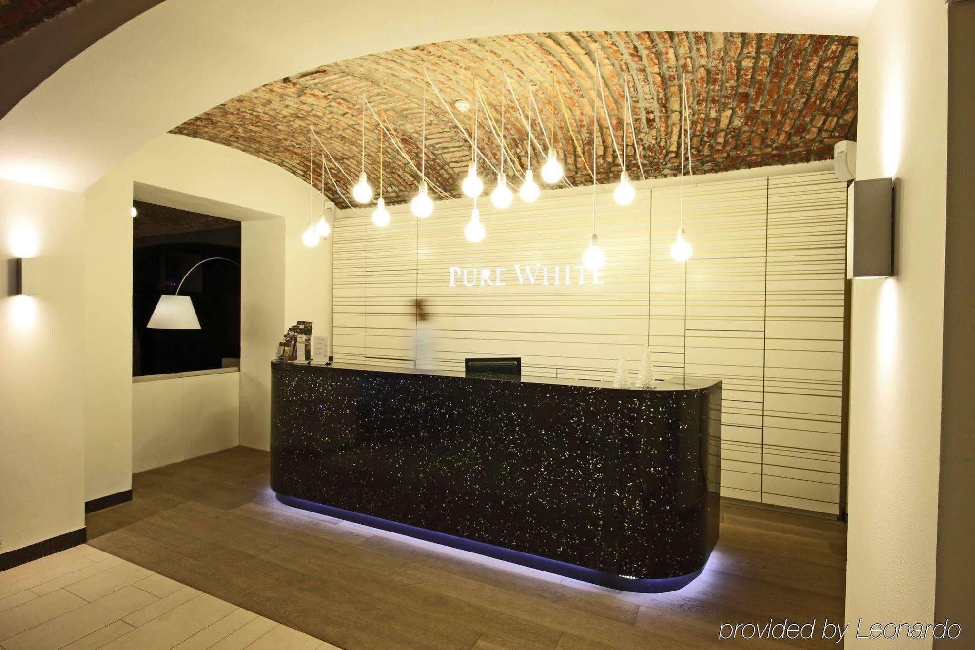 Pure White Hotel Prague