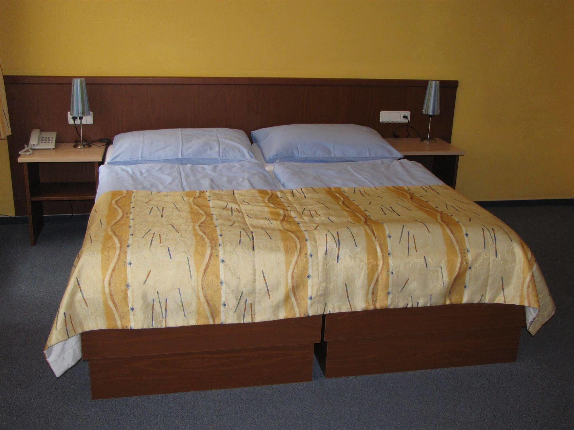 Austria 3* Prague