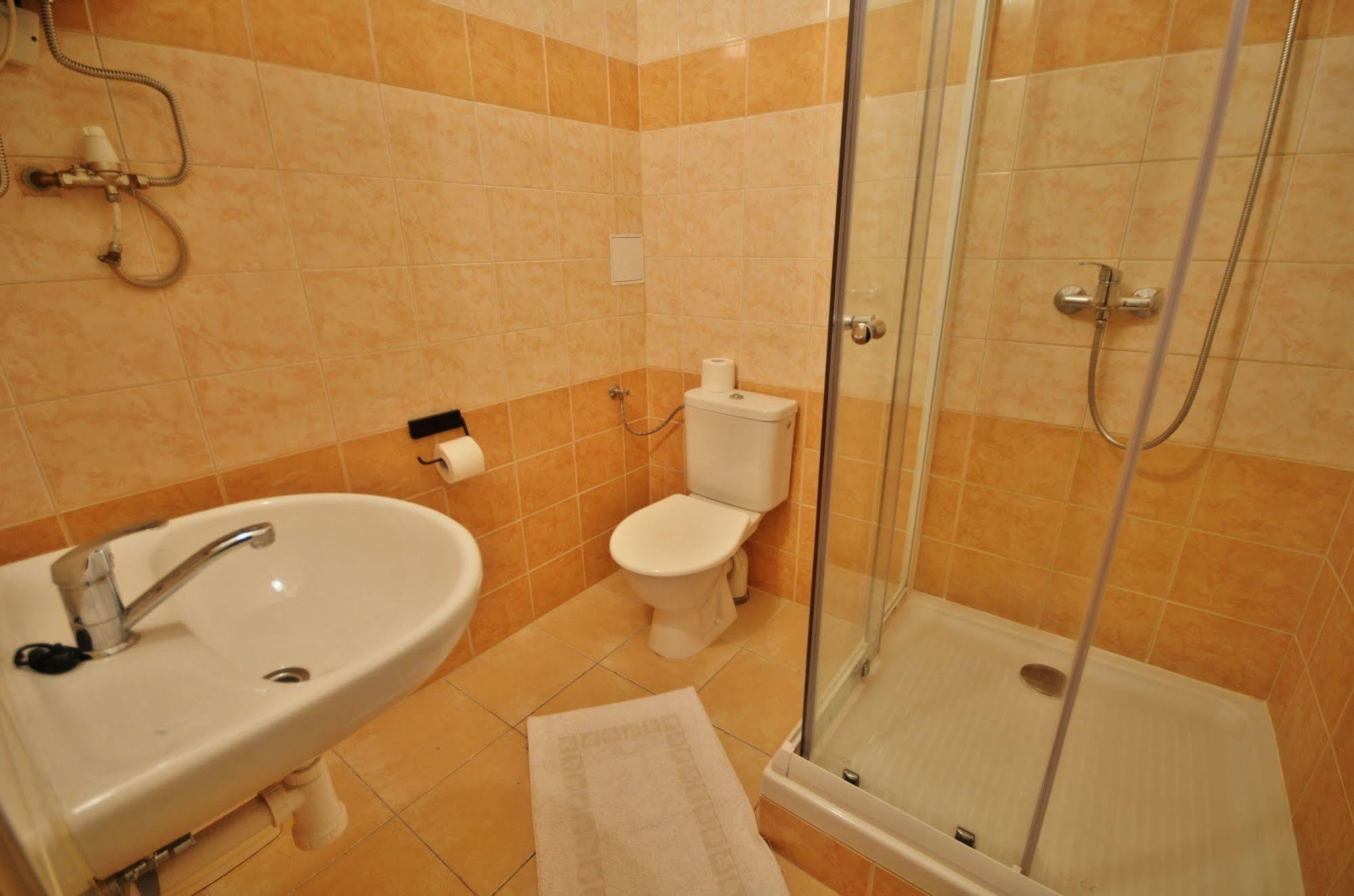 Hotel Bohemians 3*