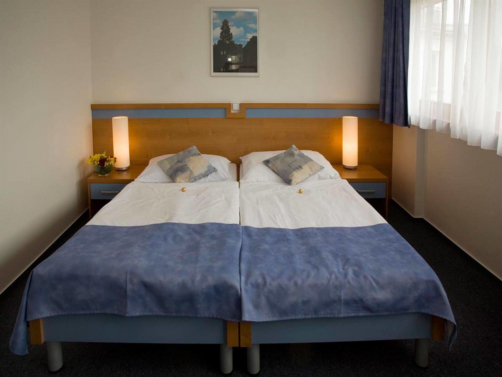 Otel Ea Populus 3*