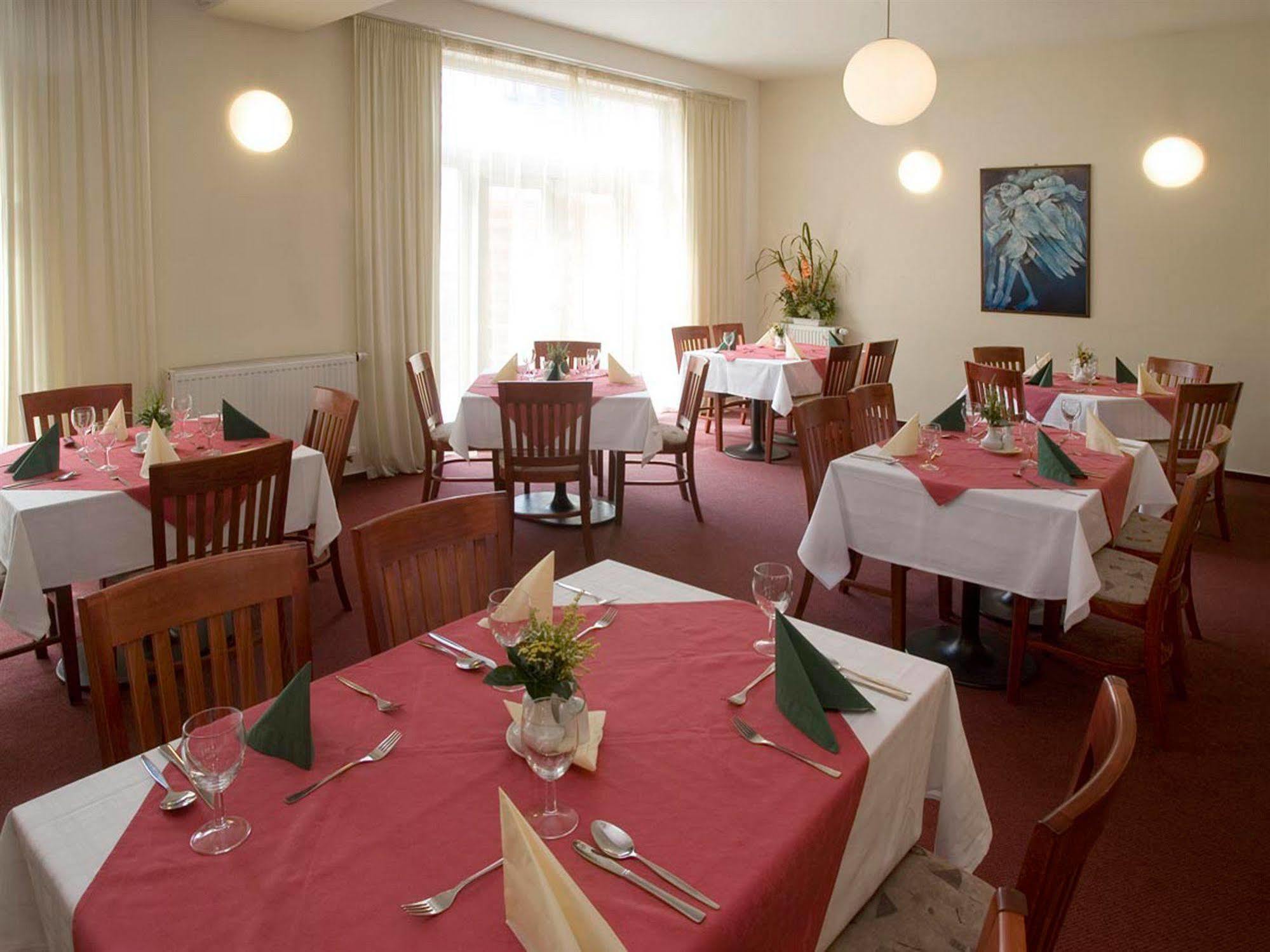 Otel Ea Populus