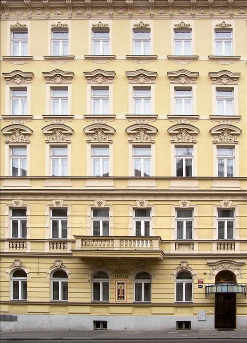 Otel Tivoli 3*