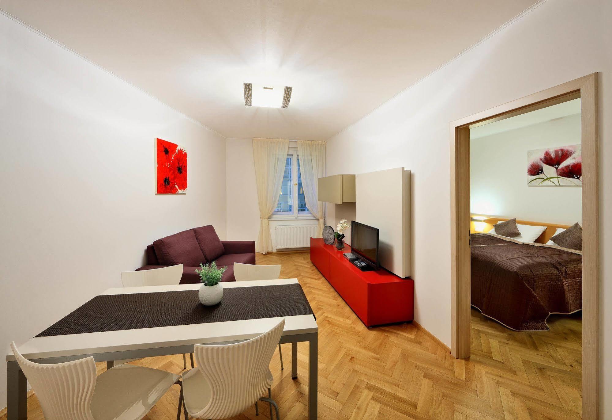 Salvator Superior Apartment