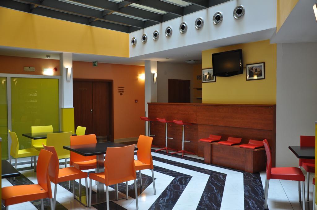 De Luxe 3* Prague