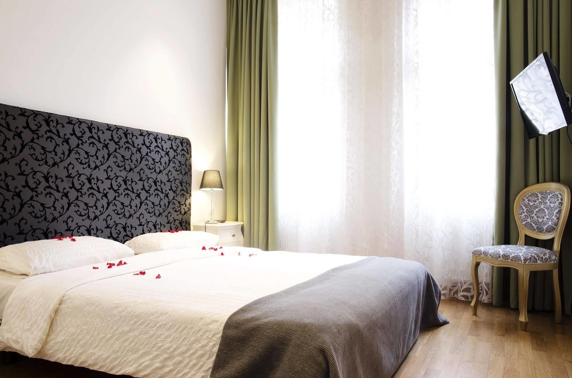 Dolce Boutique Hotel 4*