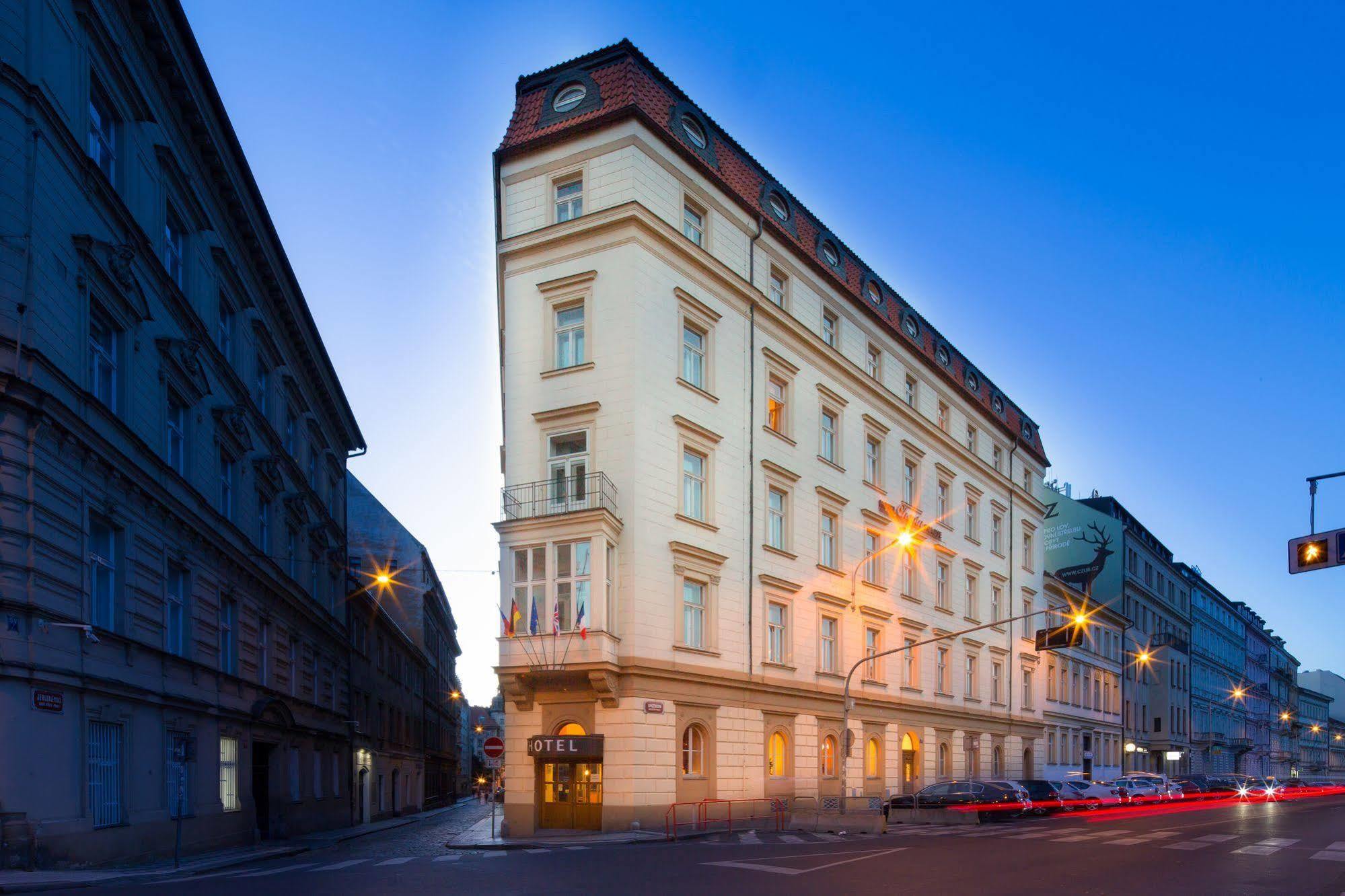 Hotel Exe Park 3*