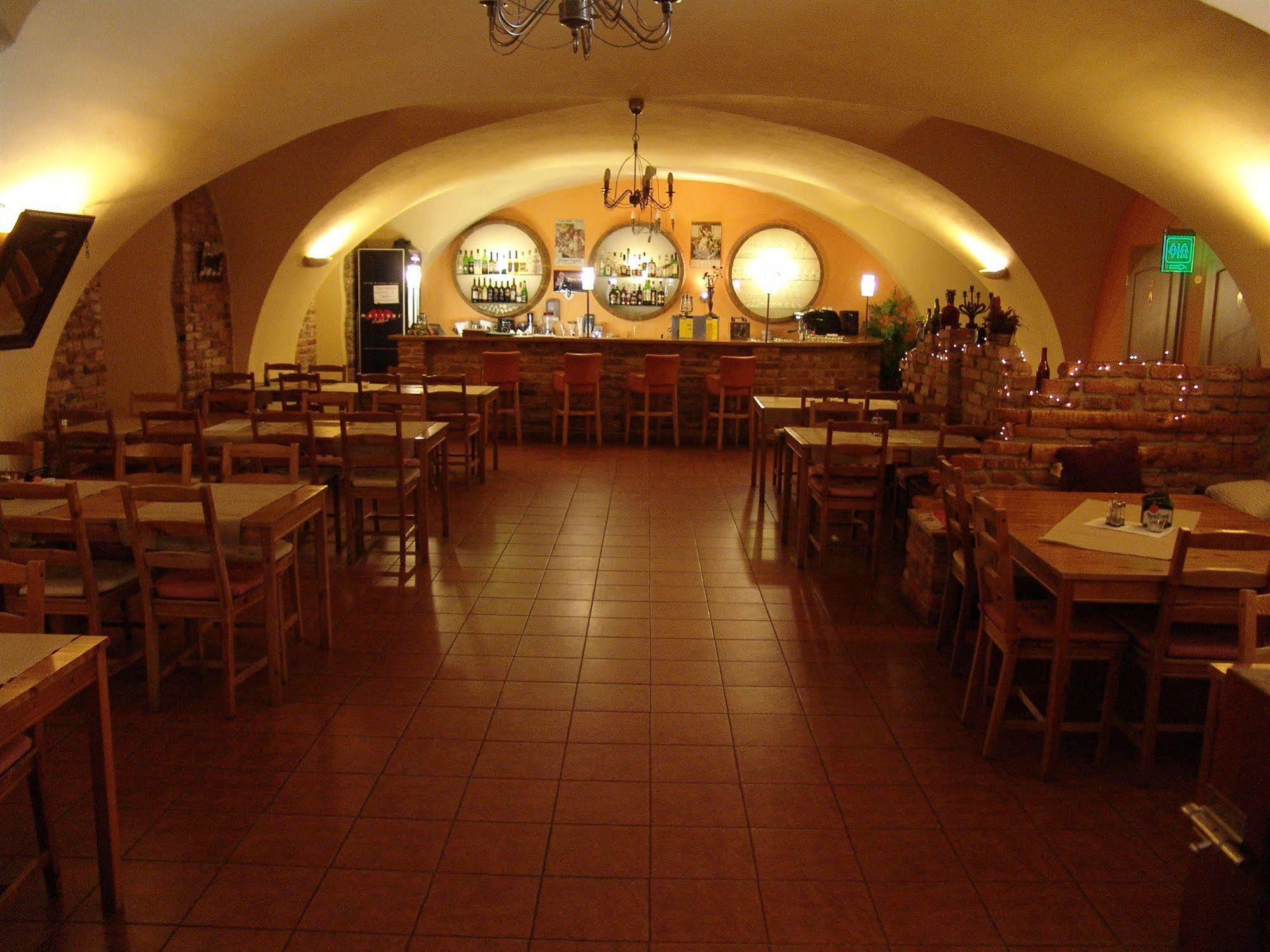 Stary Pivovar Hotel 3*