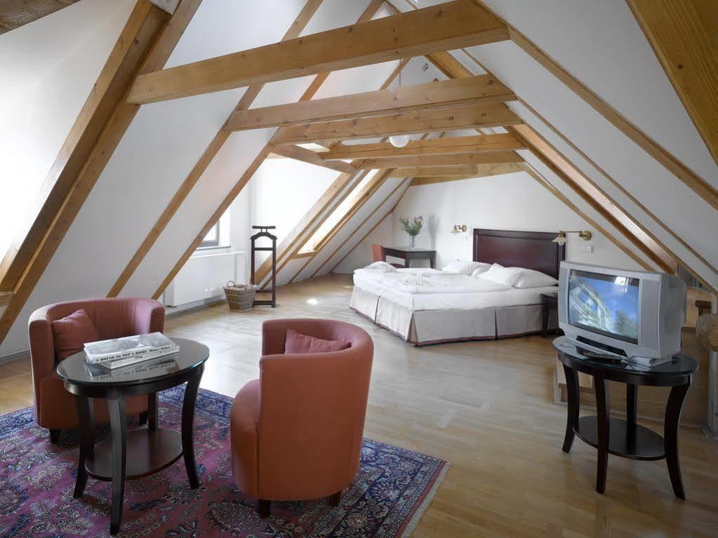 Charles Bridge & By Sivek Aparthotel