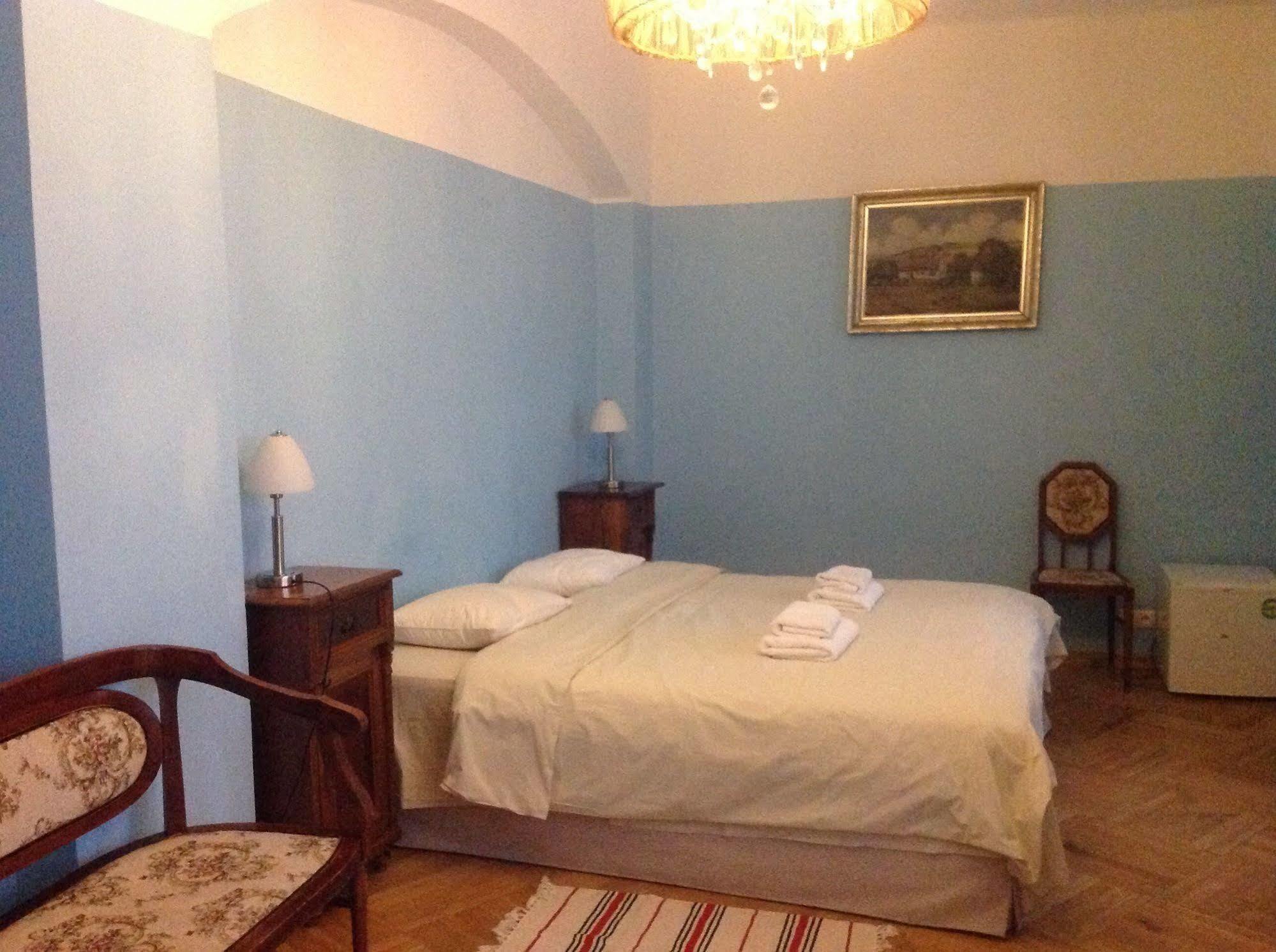 Otel Small Luxury Palace