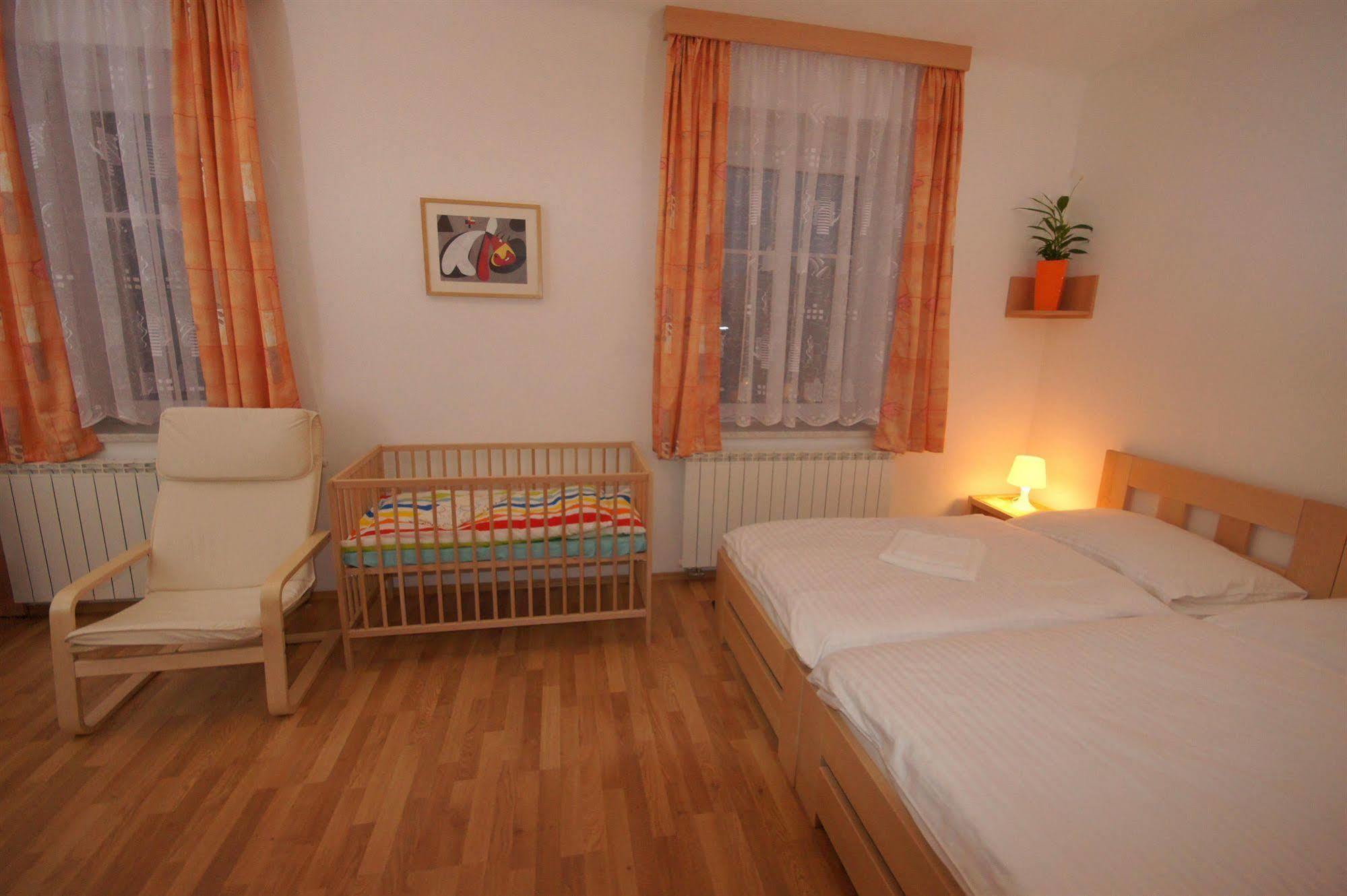 Garni Rambousek Prague