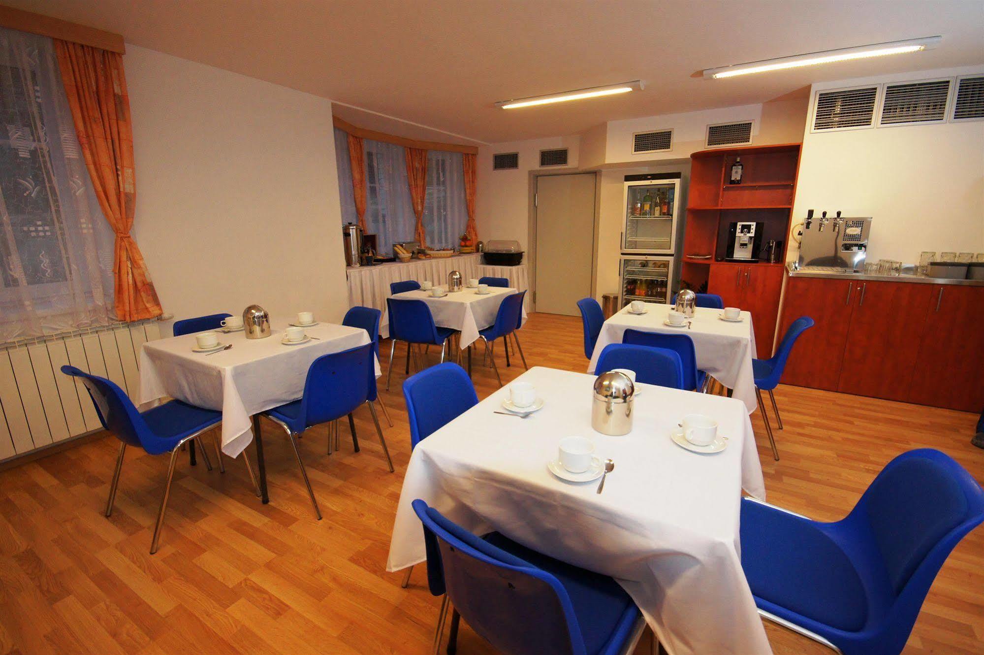Hotel Garni Rambousek 3*