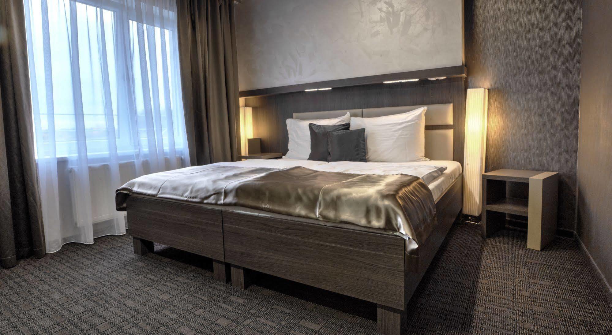 Volcano 4* Prag