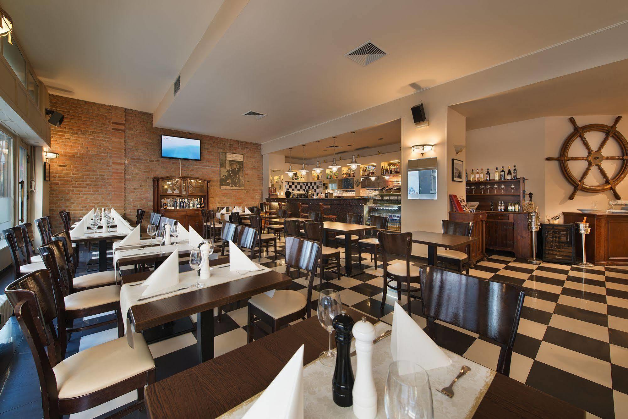 Bologna Hotel 4*
