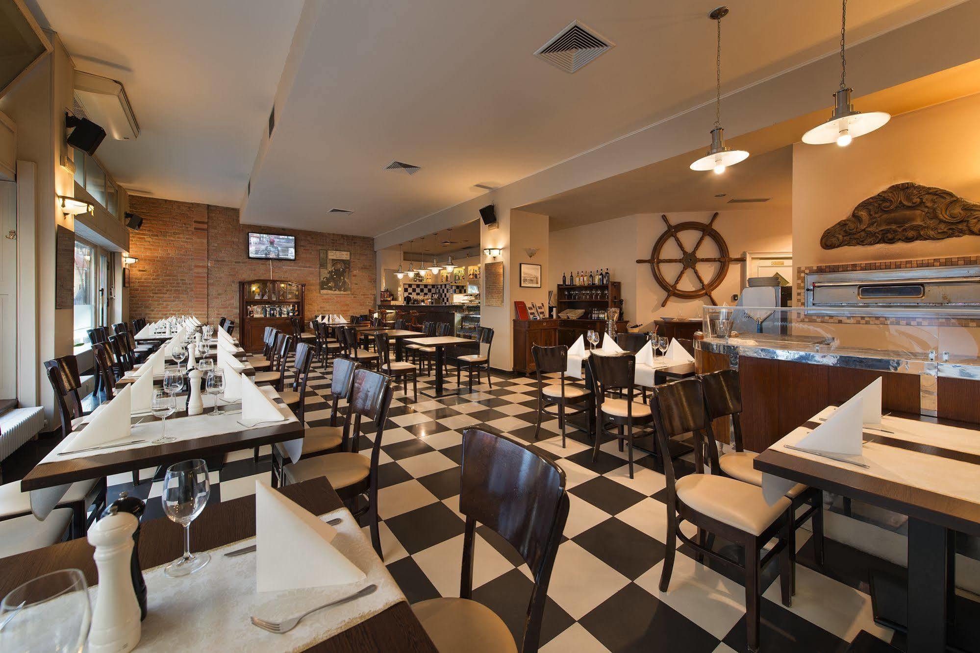 Bologna Hotel 4*