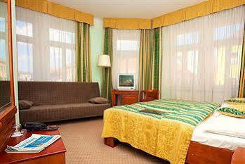 Hotel U Divadla - Czech Leading Prague