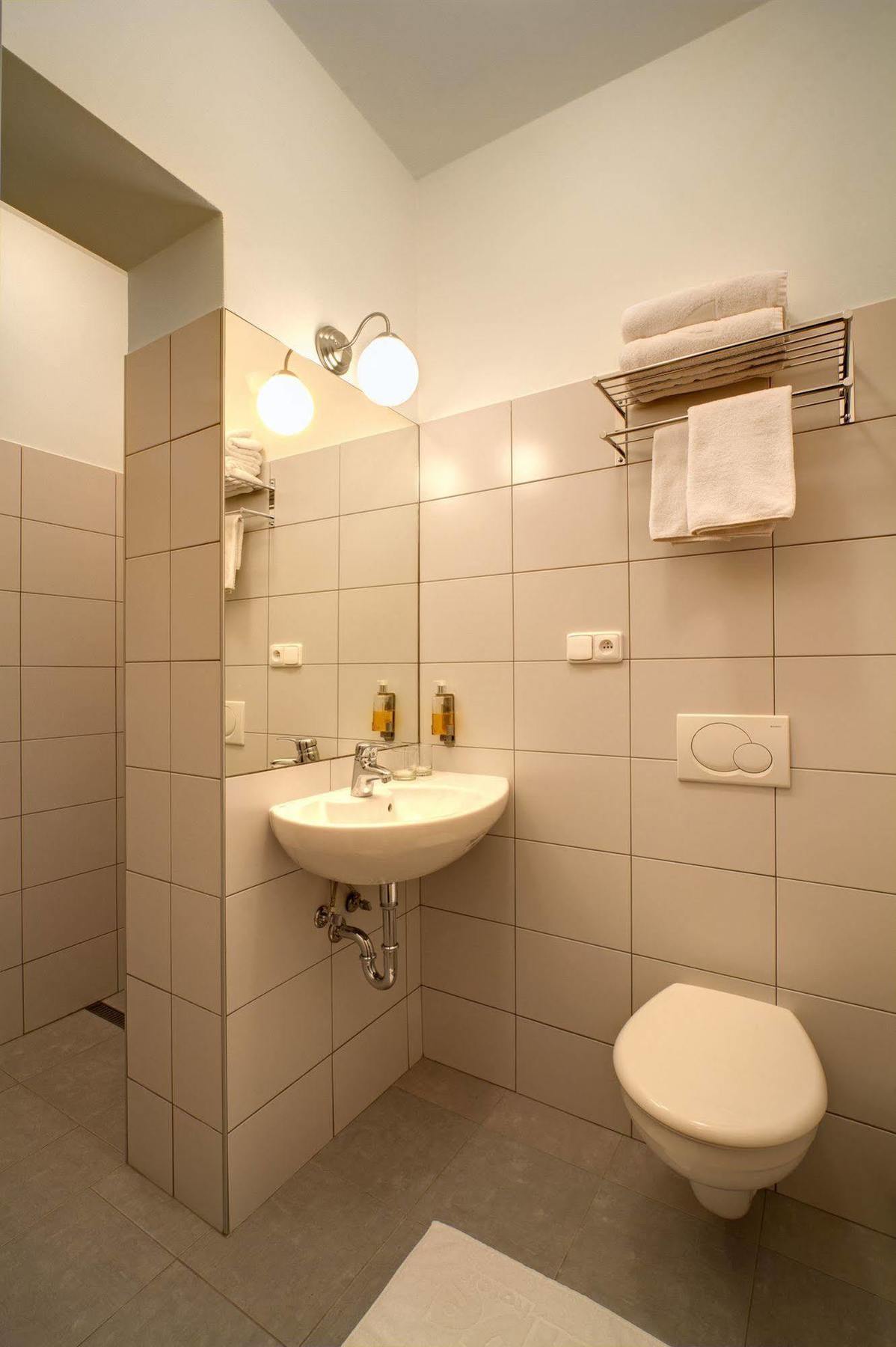 Hotel White Lion