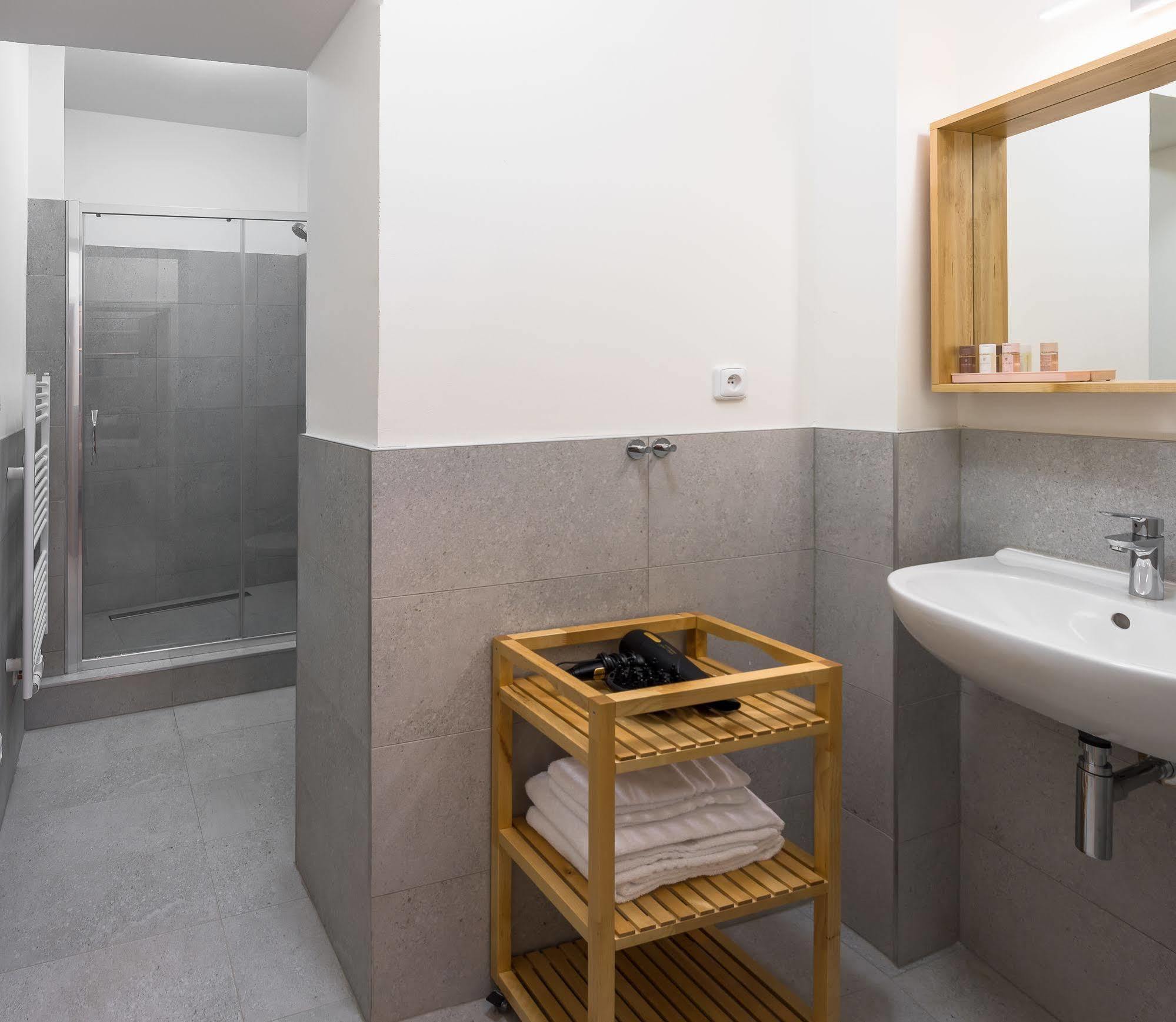 7 Tales By Adrez Appartement Prague