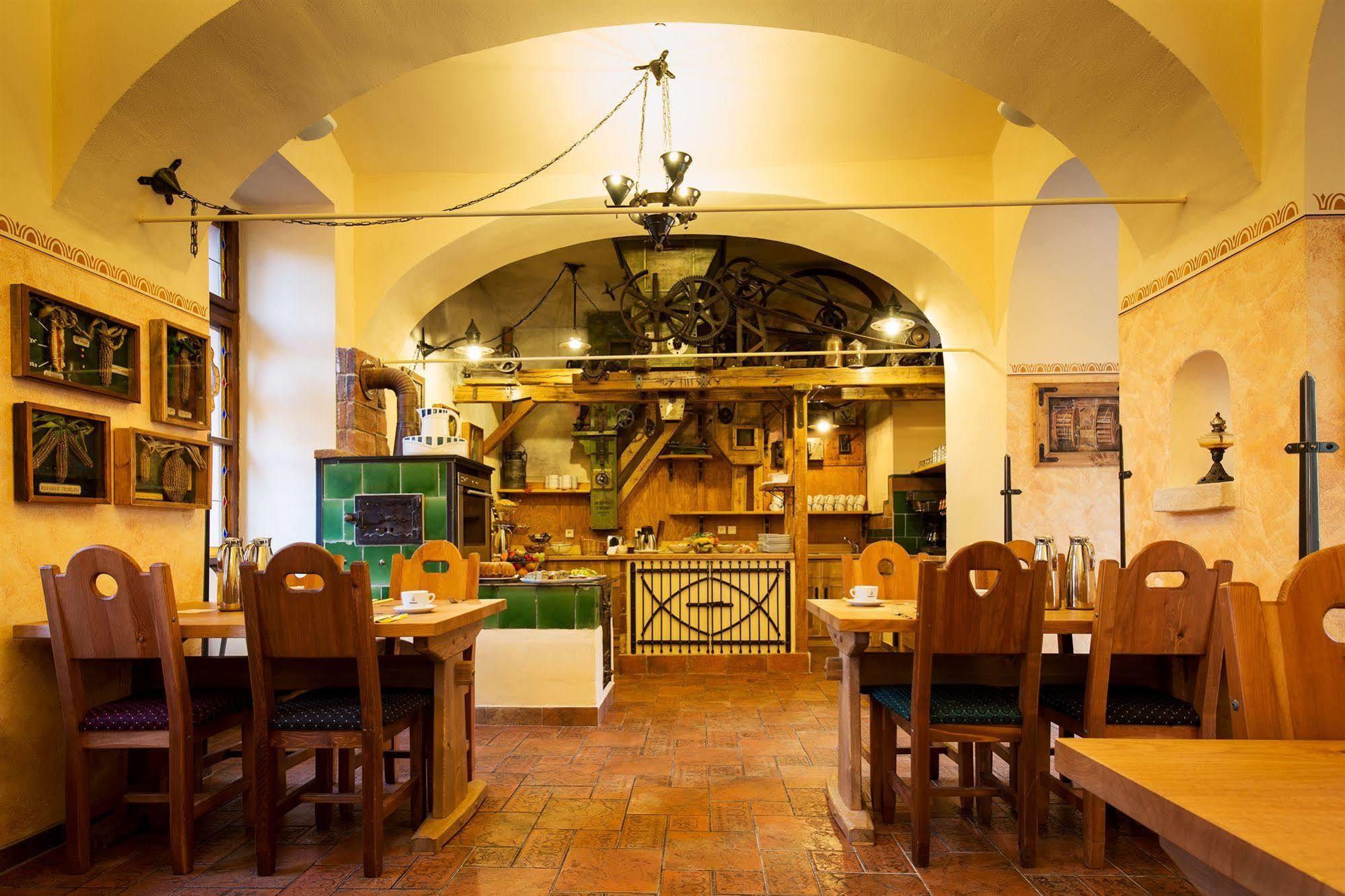 Selsky Dvur - Bohemian Village Courtyard Prague
