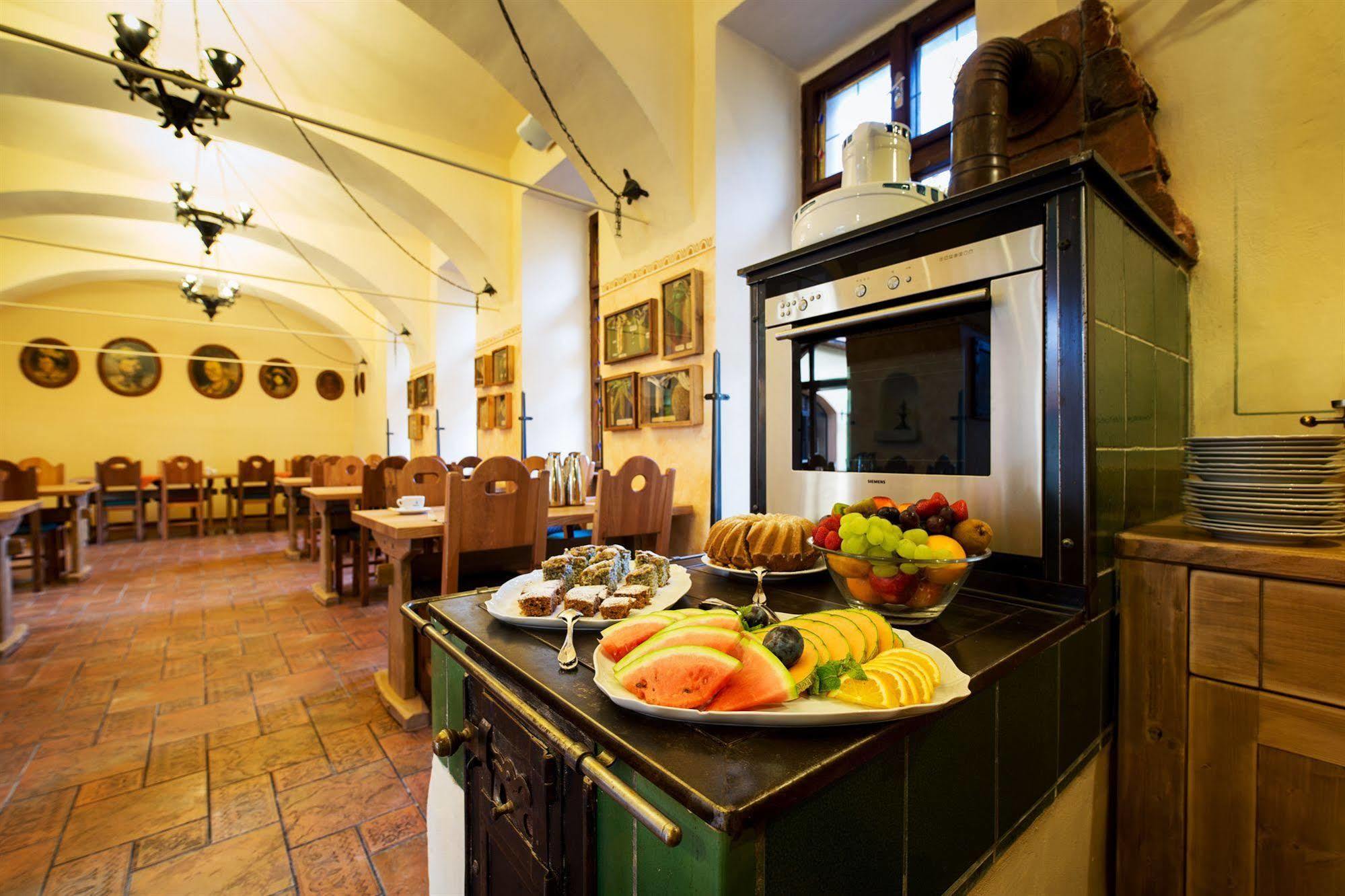 Selsky Dvur - Bohemian Village Courtyard Hotel Prague