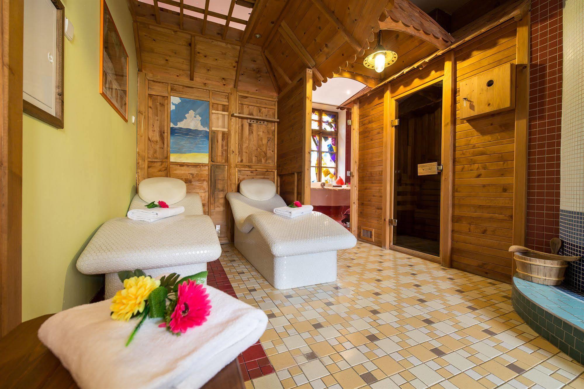 Otel Selsky Dvur - Bohemian Village Courtyard 4*