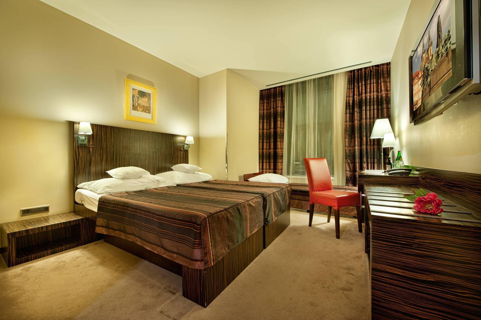 Ea Crystal Palace 4* Praga