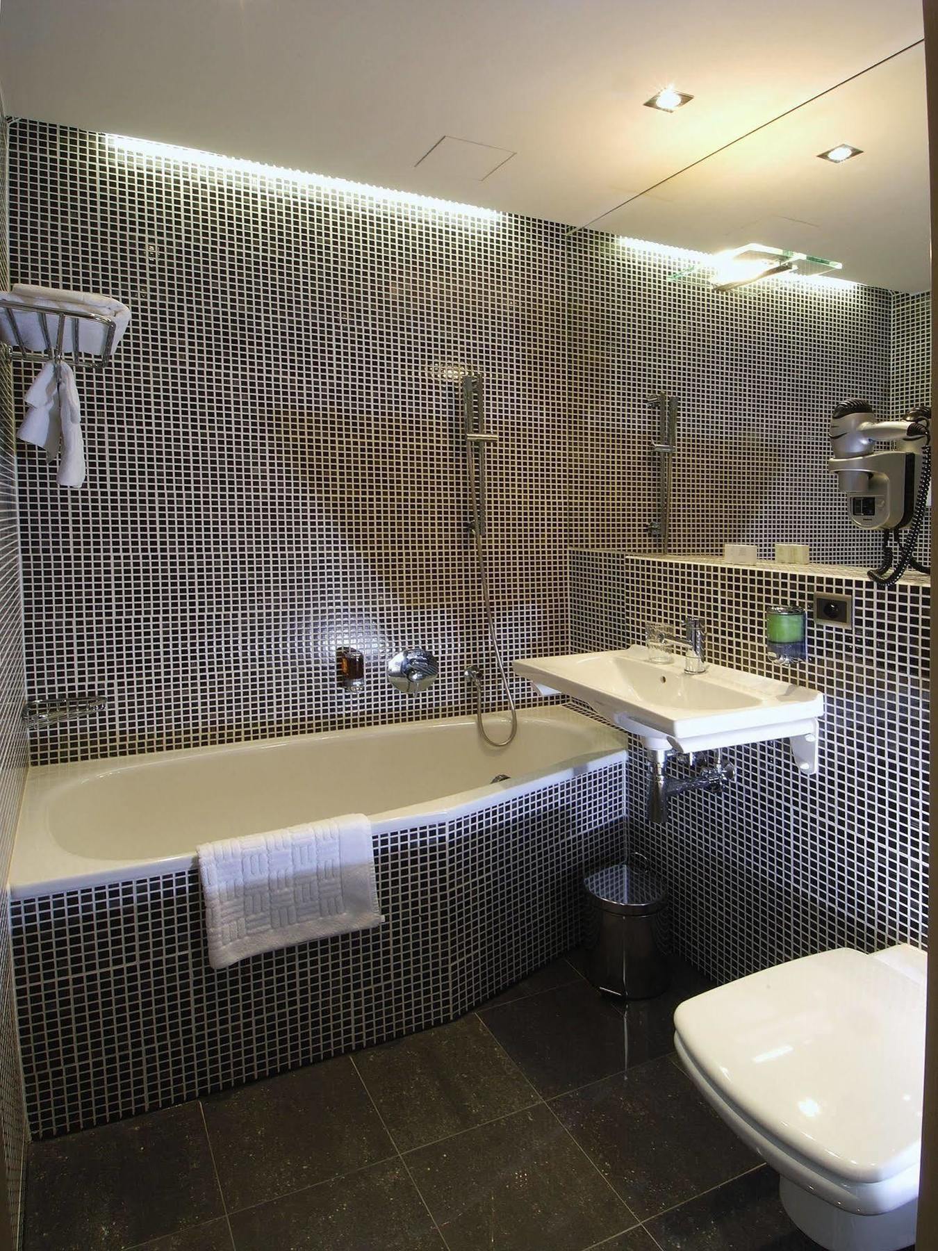 Ea Crystal Palace 4* Praga