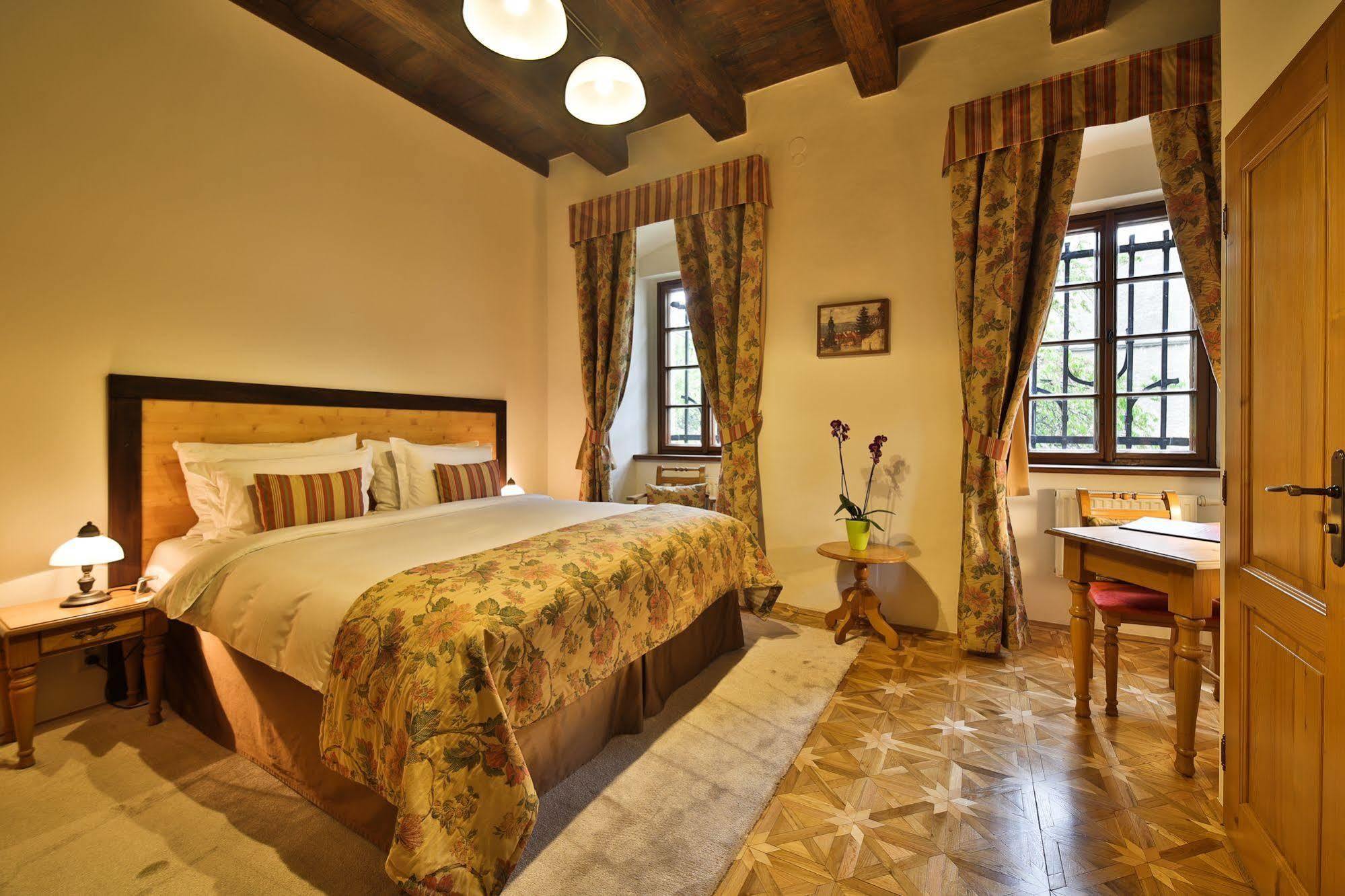 Questenberg Hotel 4*
