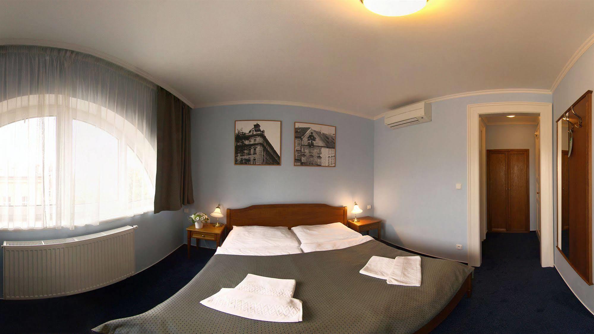 Anna Hotel