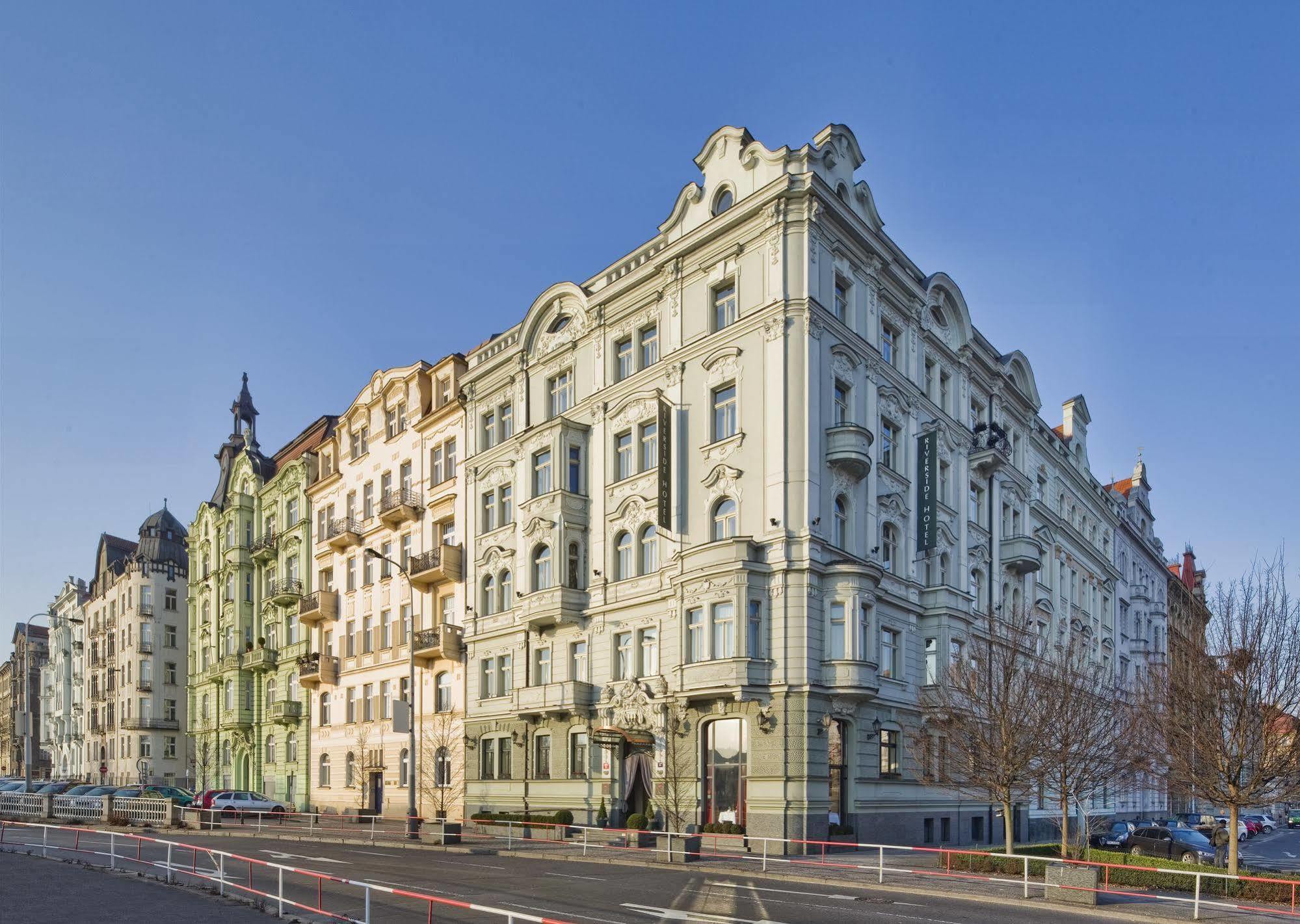 Mamaison Riverside 5*