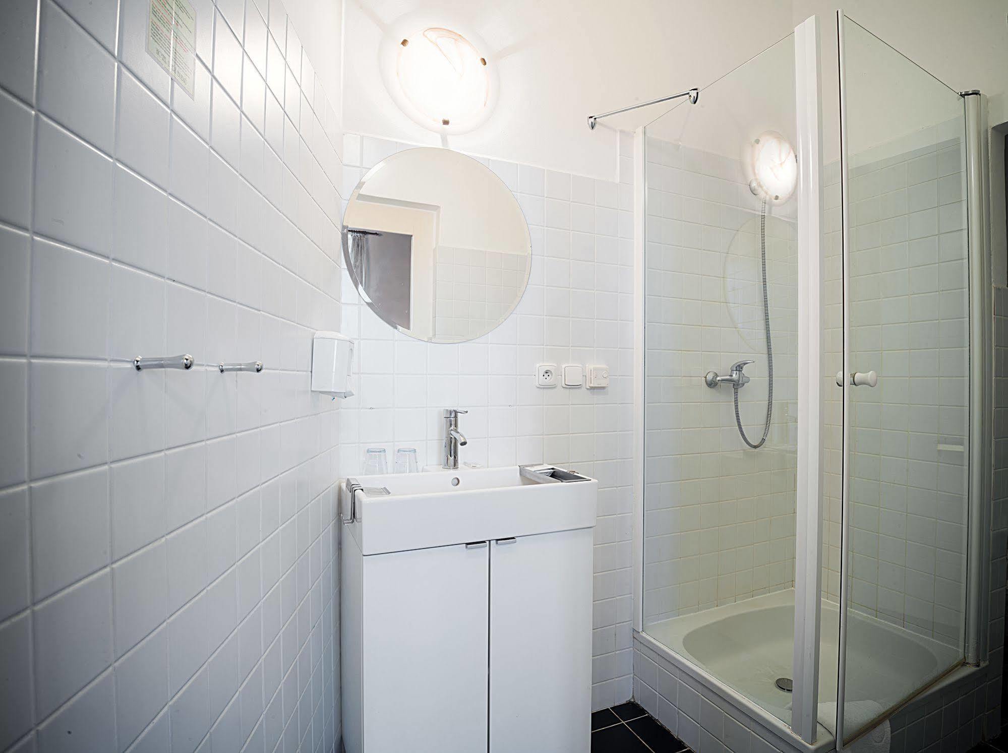 Otel U Tri Bubnu Prag