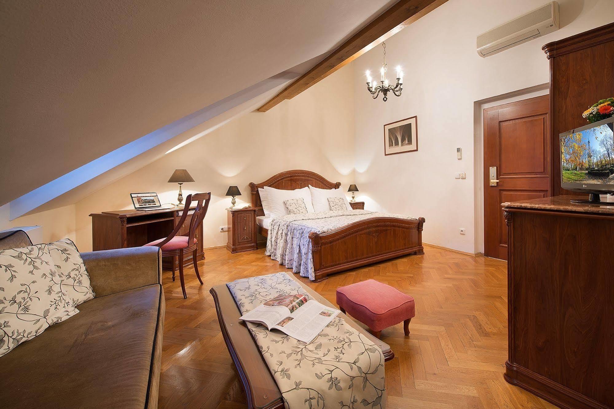 Hotel Boutique Constans Prague