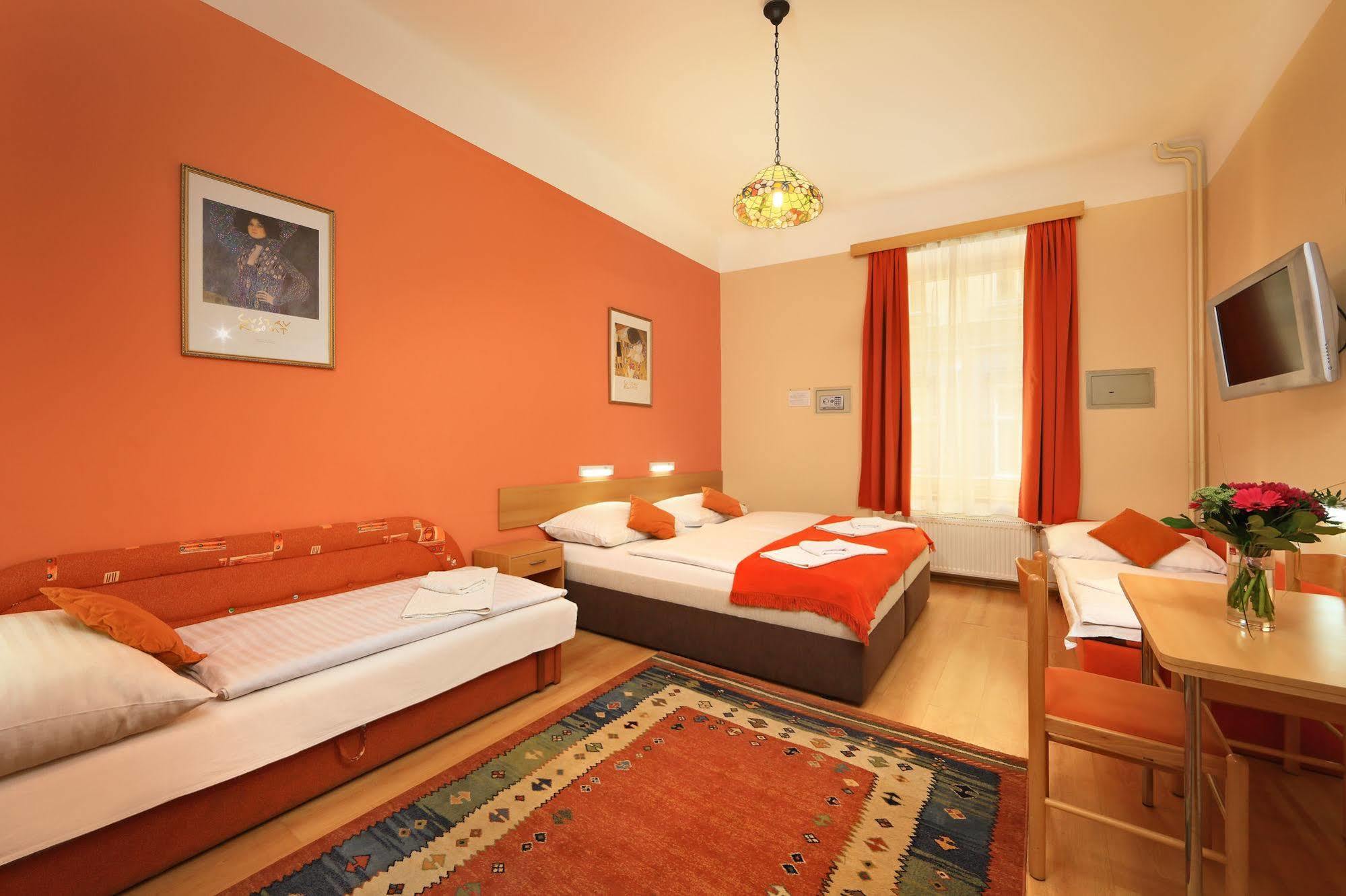 Hotel Golden Garni Prague