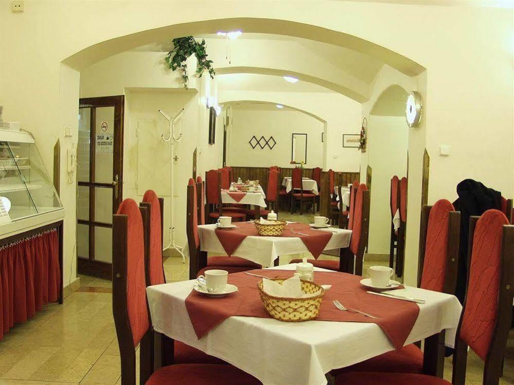 Brezina Hotel 3*