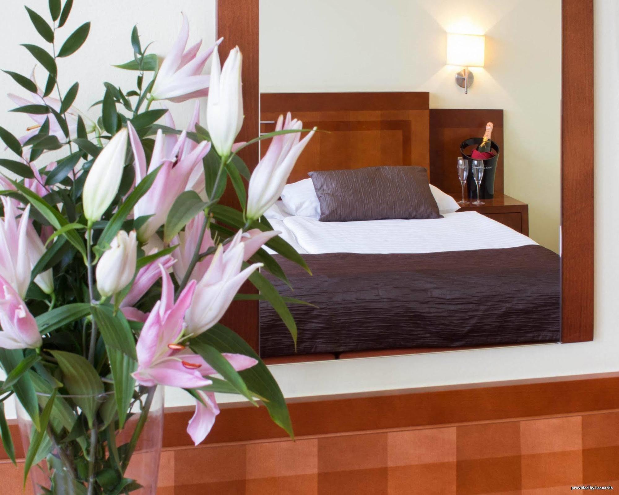 Luxury Family Bila Labut 4* Prague