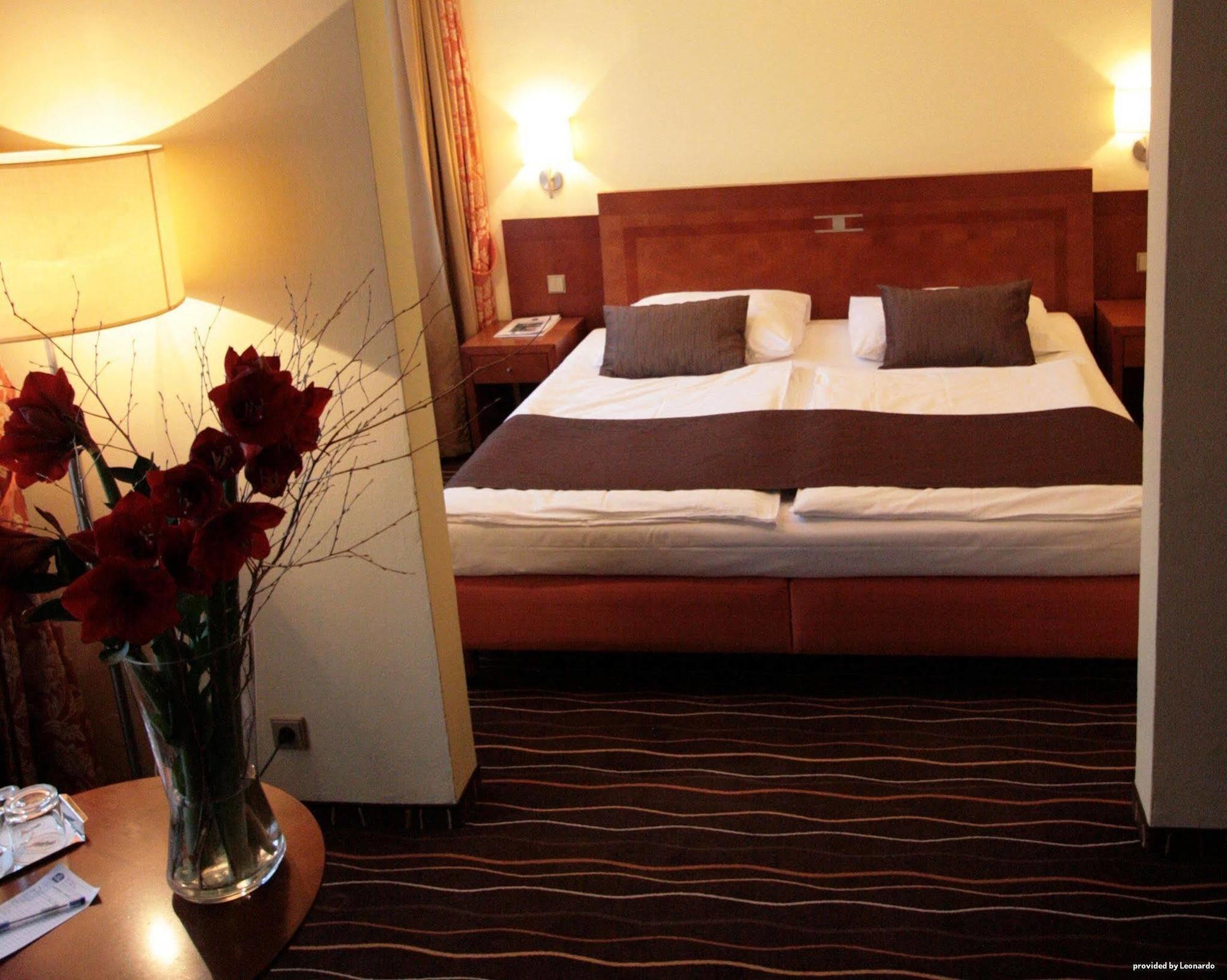 Luxury Family Bila Labut Hotel