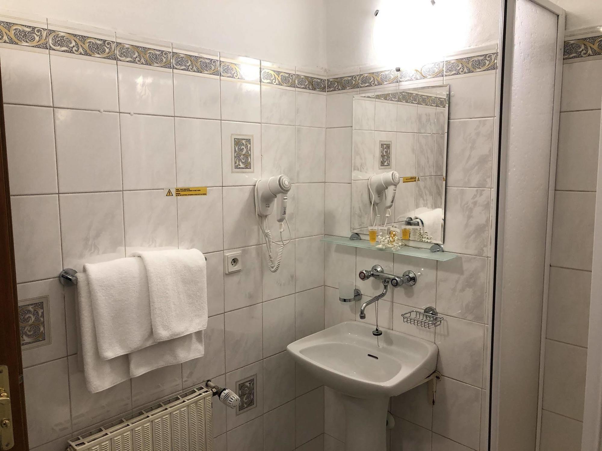 Hotel Kavalir 3*