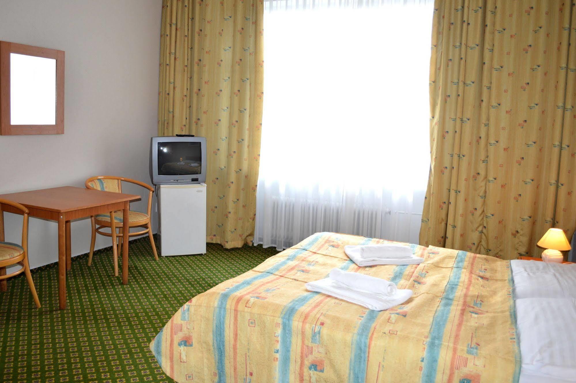 Hotel Mira 3*