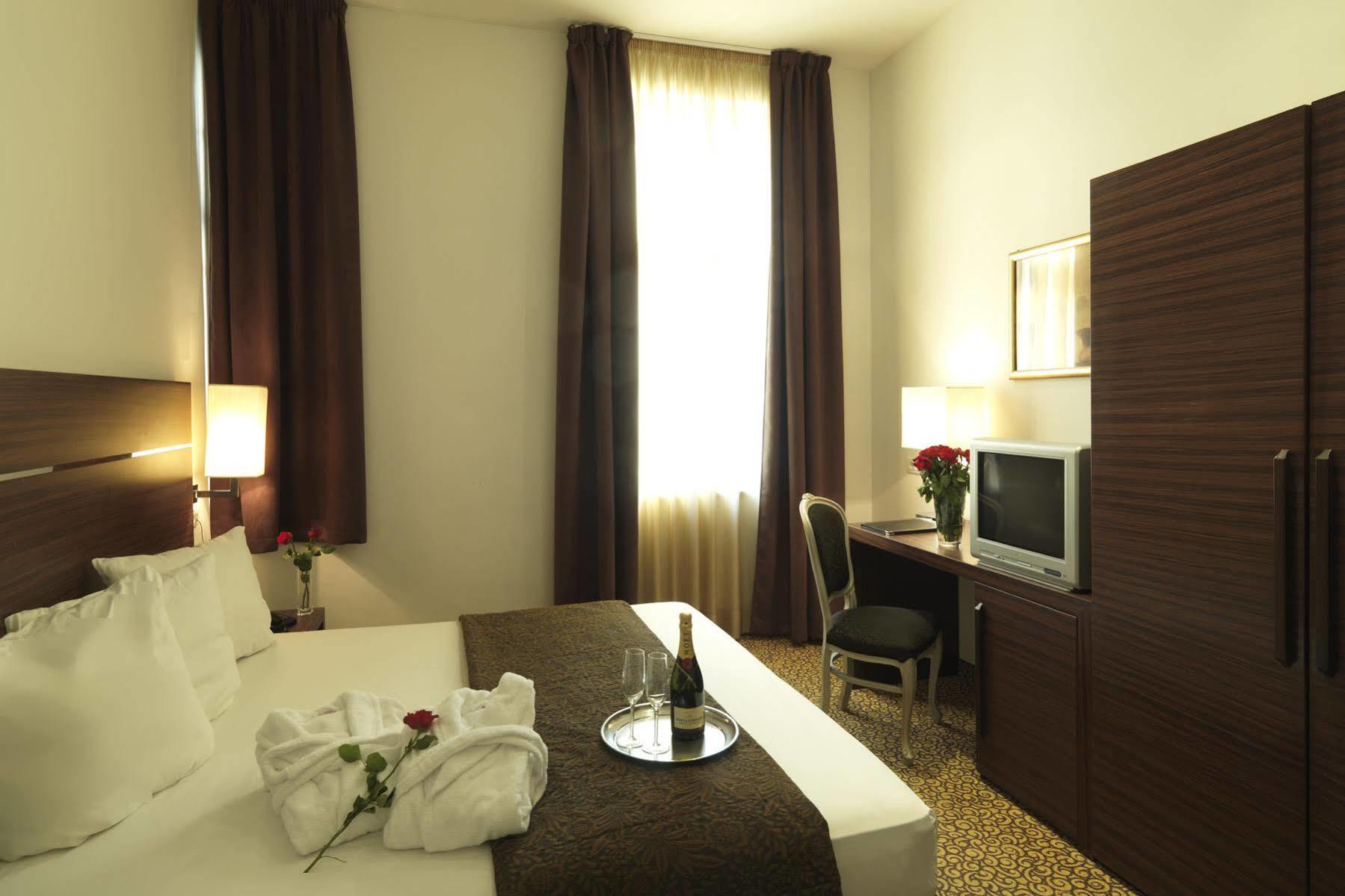 Assenzio 4*