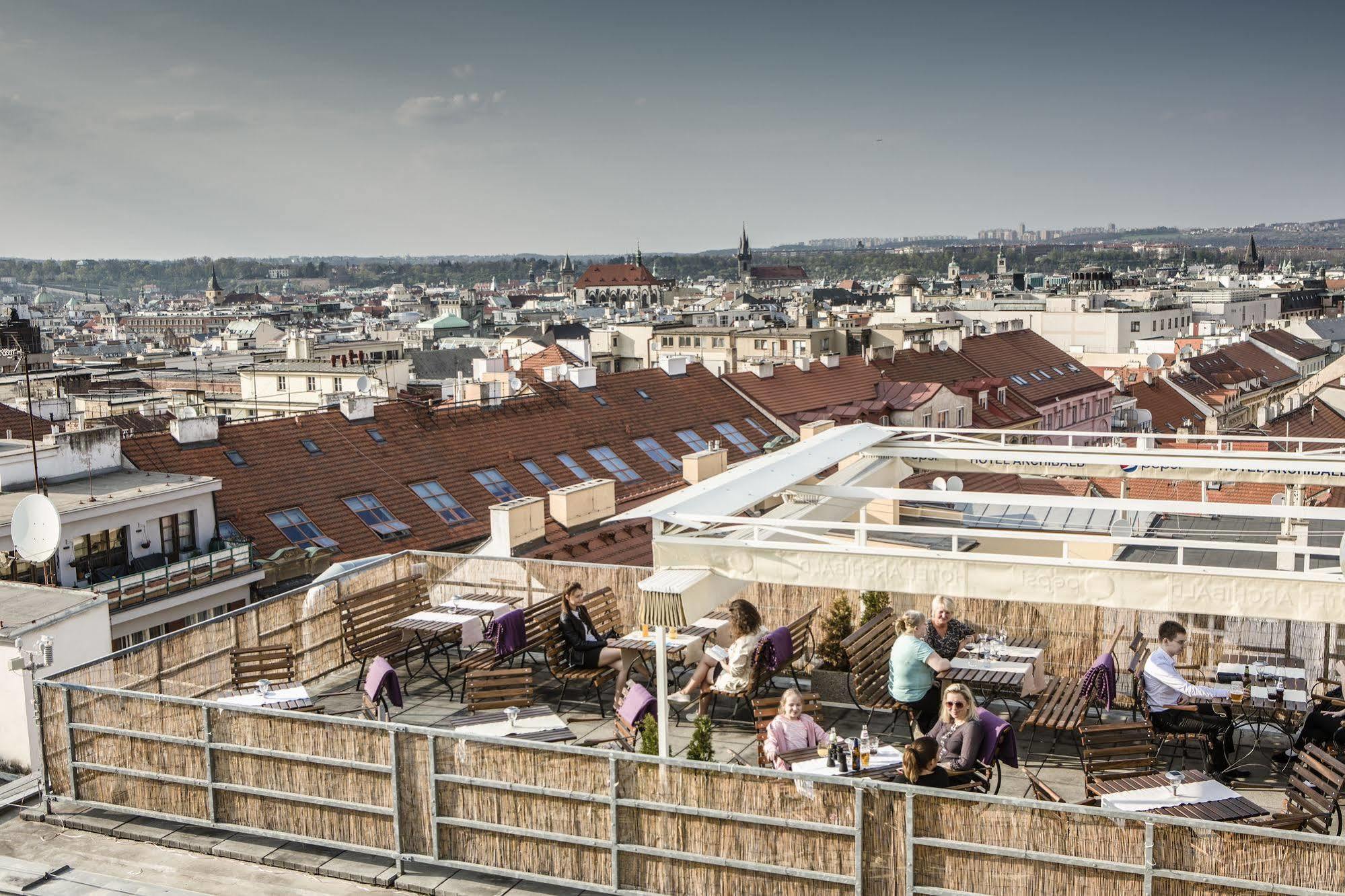 Archibald Praga
