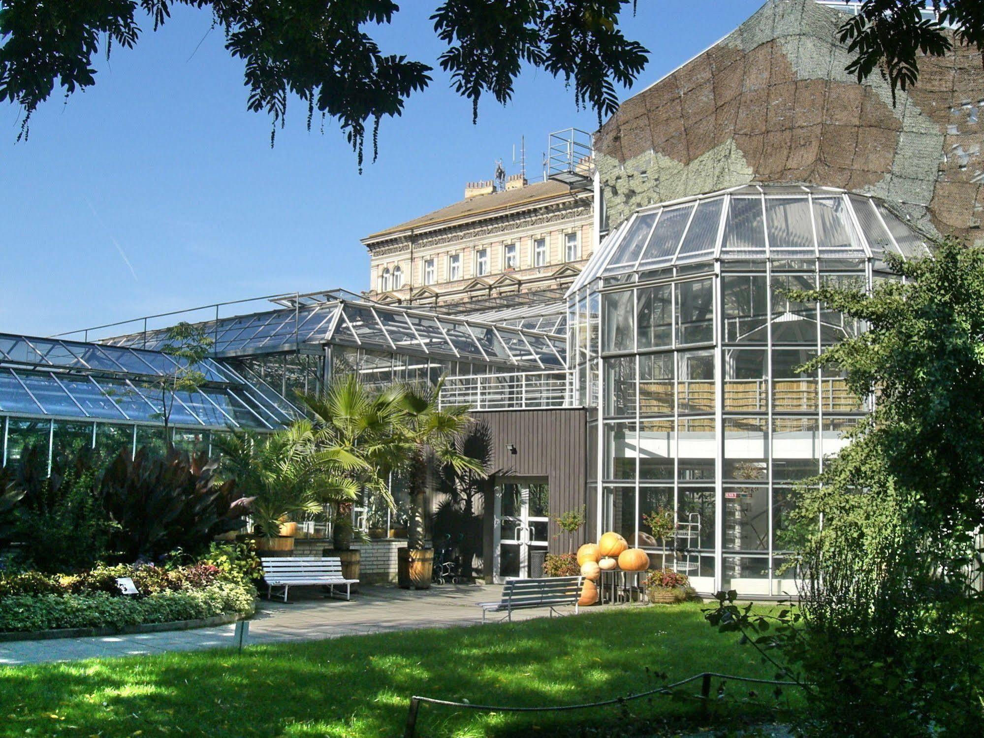 Boutique 16 Hotel