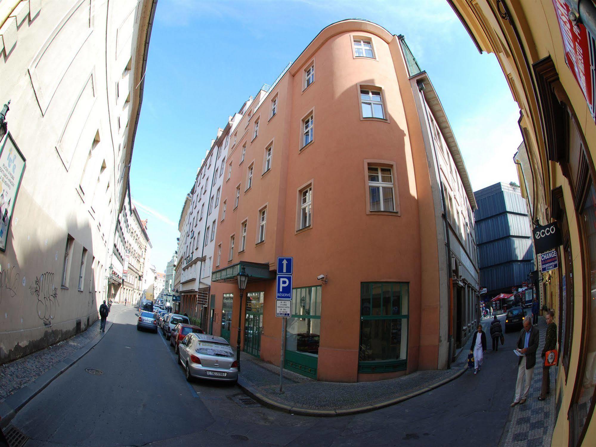Ea Royal Esprit Otel 4*