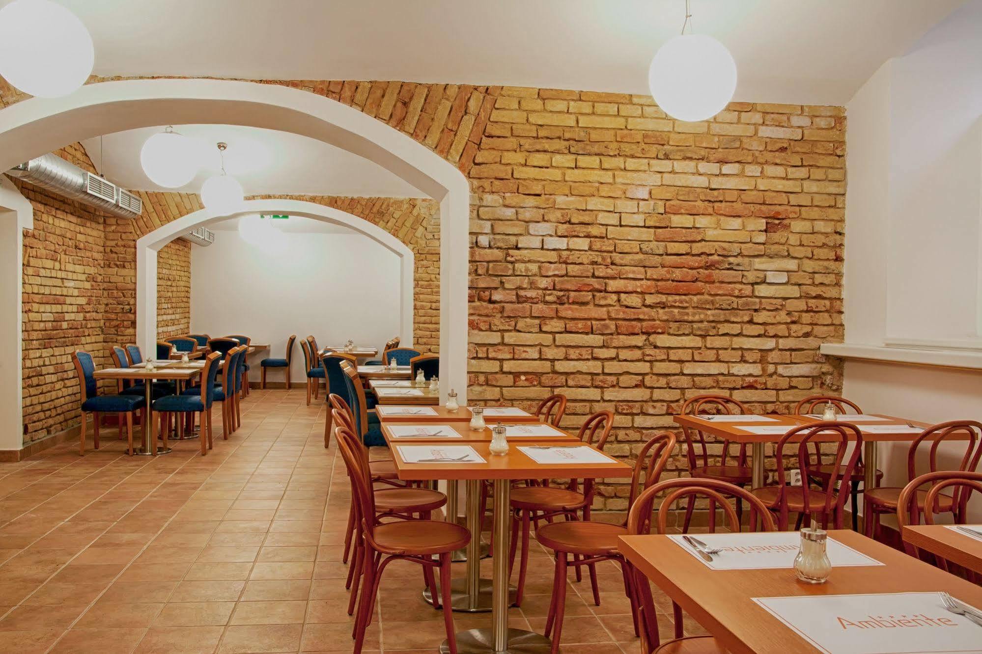 Ambiance 4* Praga