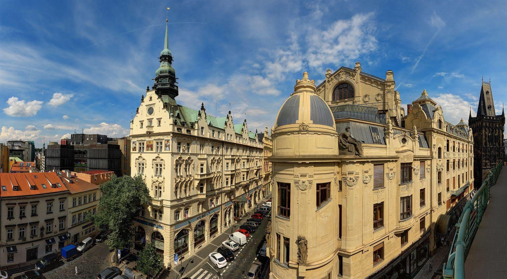 Paris 5* Prague