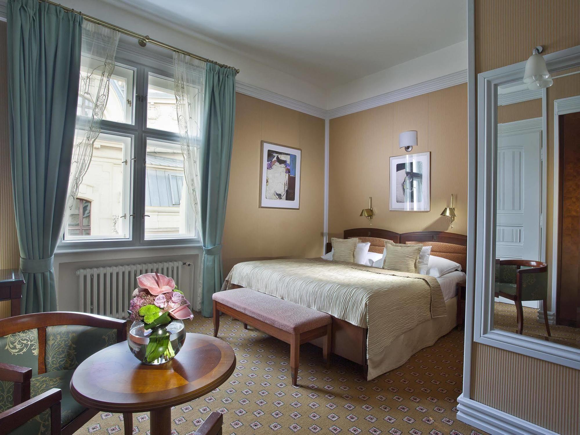 Hotel Paris Prague