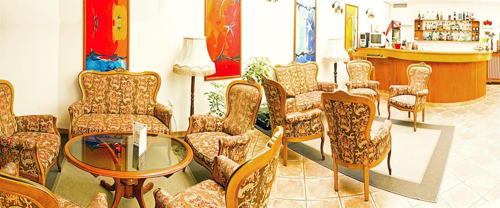 Nabucco Hotel 4*