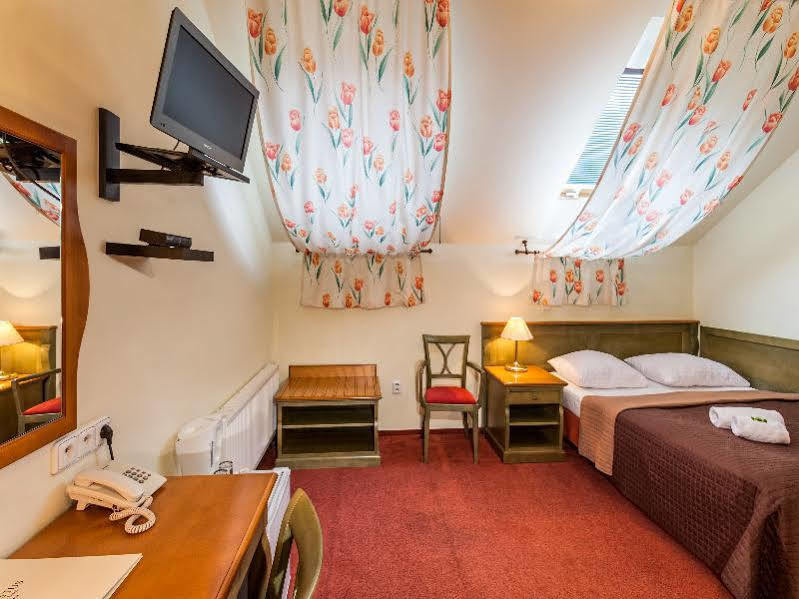 Otel Augustus Et Otto Prag