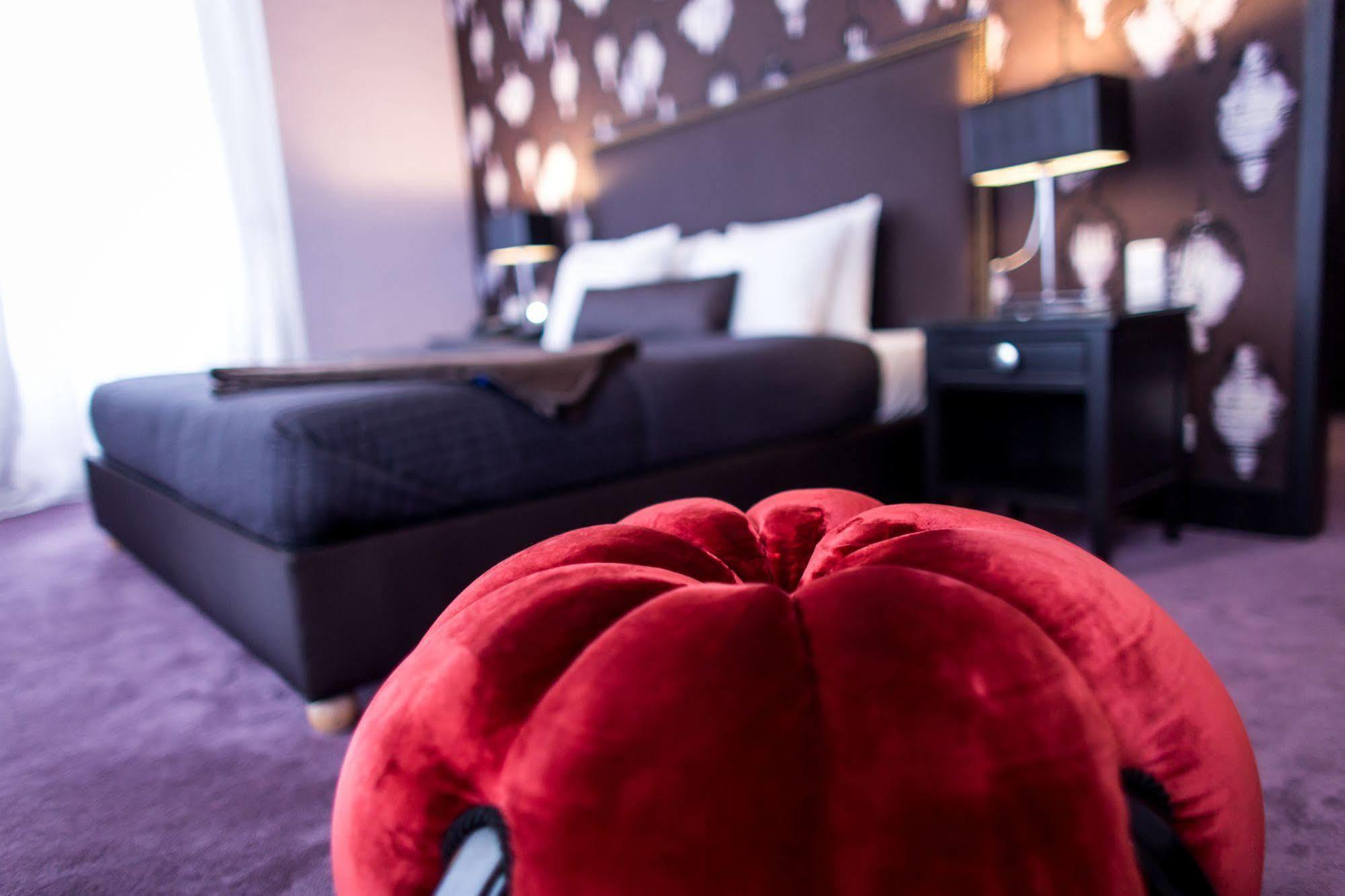 Friday Hotel 4*