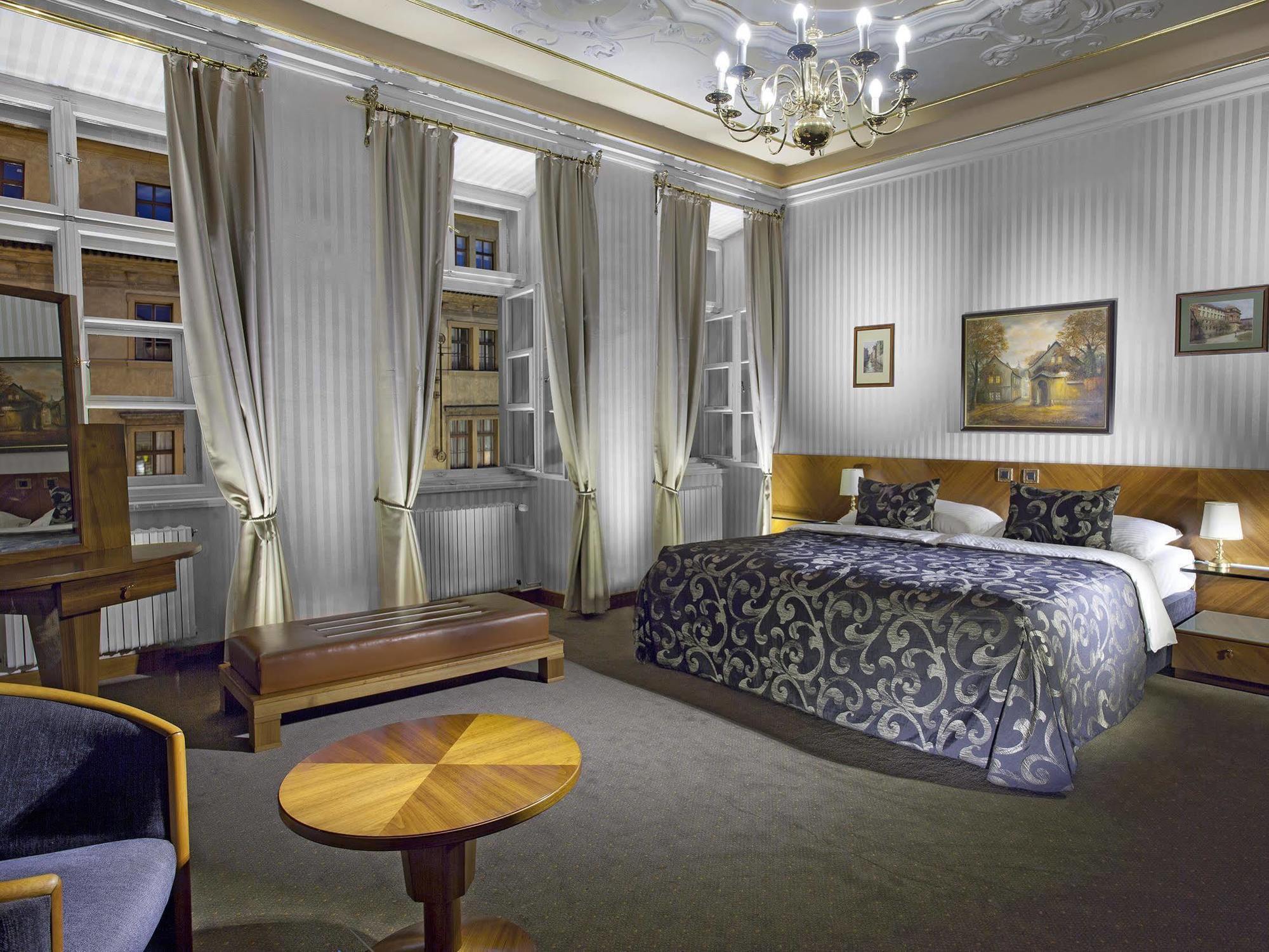 Pod Vezi 4* Prag