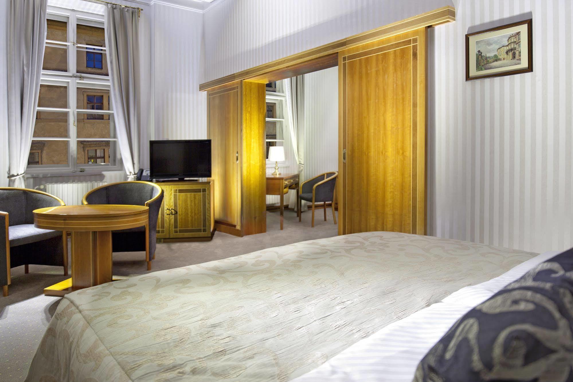 Pod Vezi 4* Prag