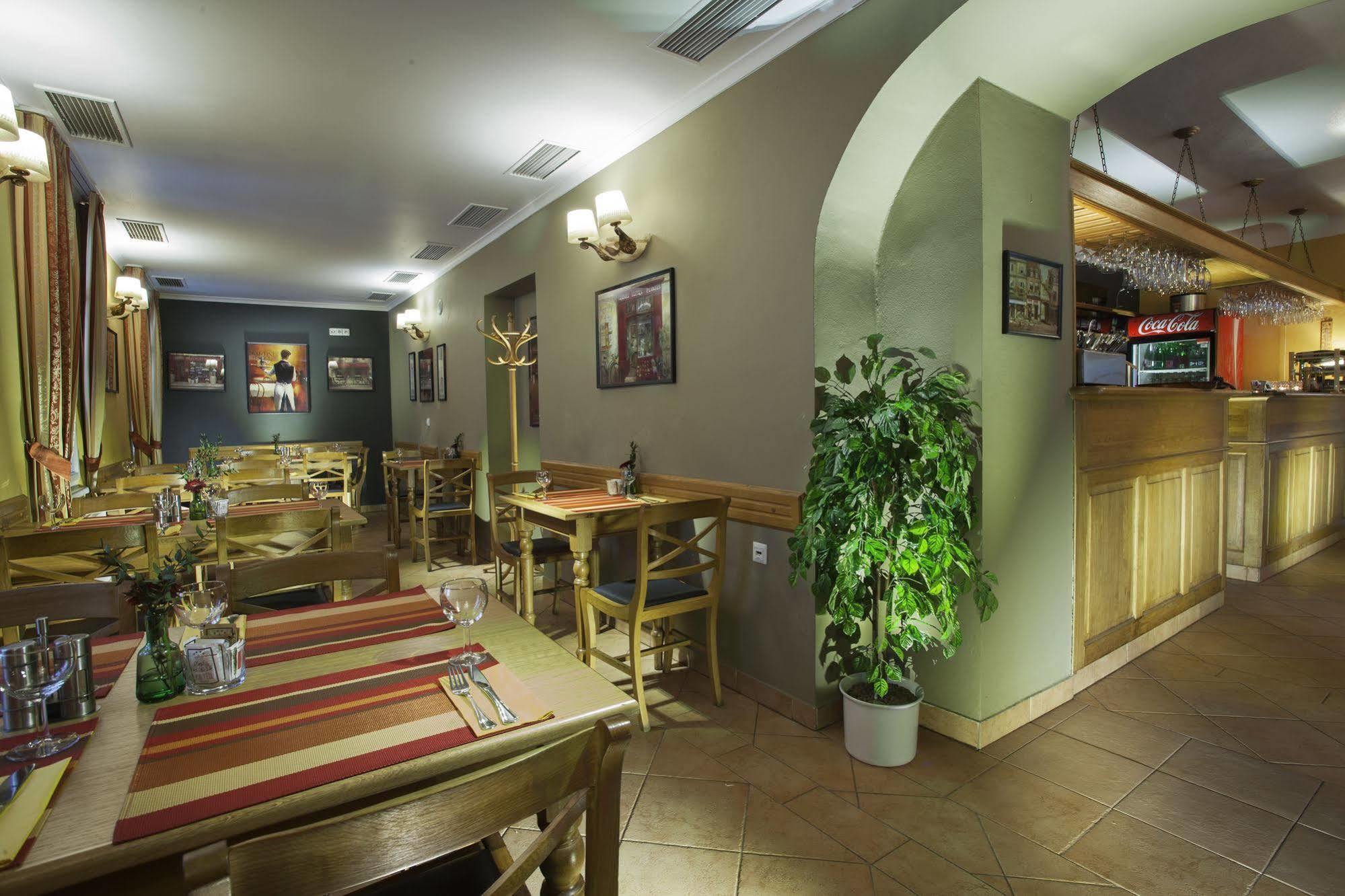 Pod Vezi Otel 4*